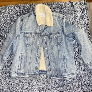 Old navy Sherpa jean jacket